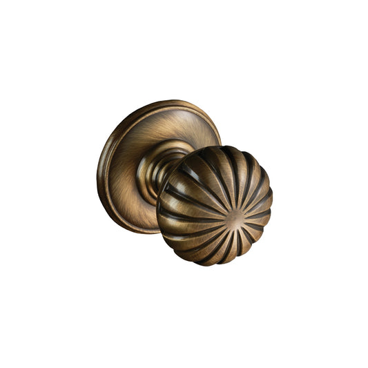 Delamain Flower Knob