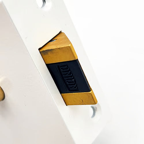 1038 Auto Deadlocking Nightlatch (case only)