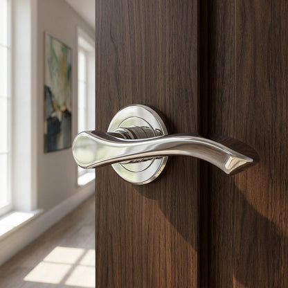 Style Lever on Round Rose