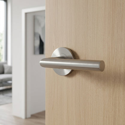 19mm Dia. Grade 4 Mitred Safety Lever on Round Rose