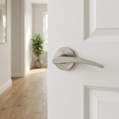 Volantes Designer Lever on Threaded Rose