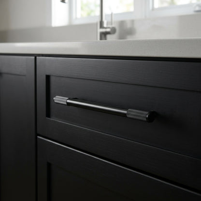 Washington Reeded End Cabinet Pull