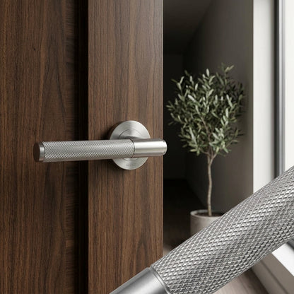Syntax Lever On round Rose
