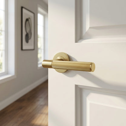 Reeded Spitfire Lever on Round Rose
