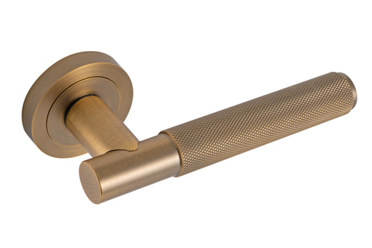Knurled Lever On Rose