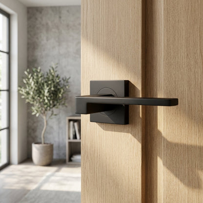 Equi Lever on Square Rose