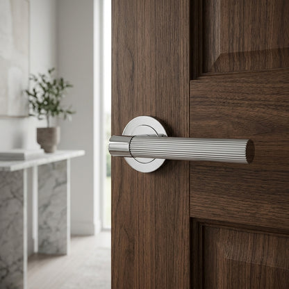 Hey Riga lever handle on threaded rose