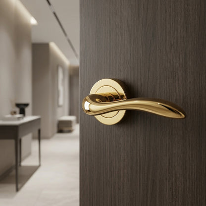 Giava Lever on Round Rose