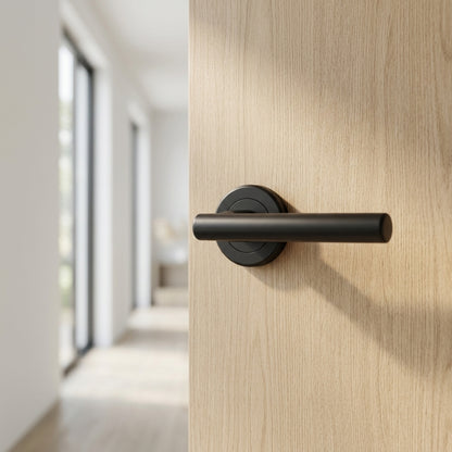 settanta lever on round rose