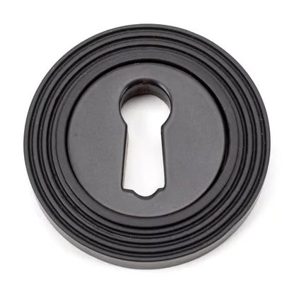Round Escutcheon - Beehive (LEAD TIME: 2-3 DAYS)