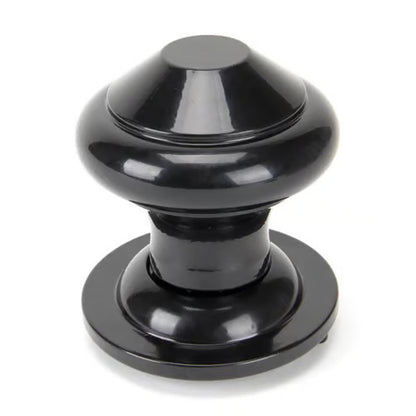 Regency Centre Door Knob (LEAD TIME: 2-3 DAYS)