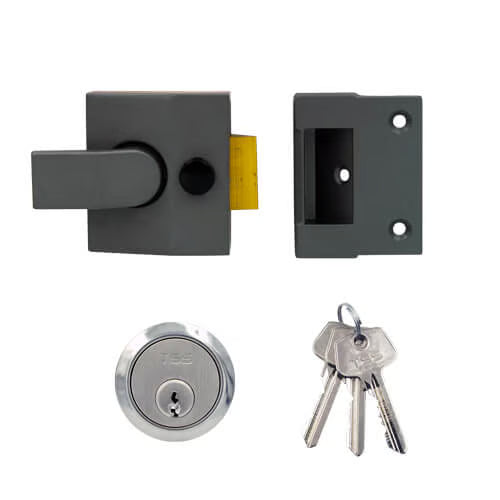 6 Pin Modern Deadlocking Nightlatch 40mm
