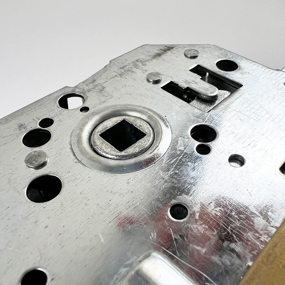 TLB Series 5 Point Latch 16 Pin Bolts U-Rail 20mm Faceplate Multipoint Door Lock - Key Wind