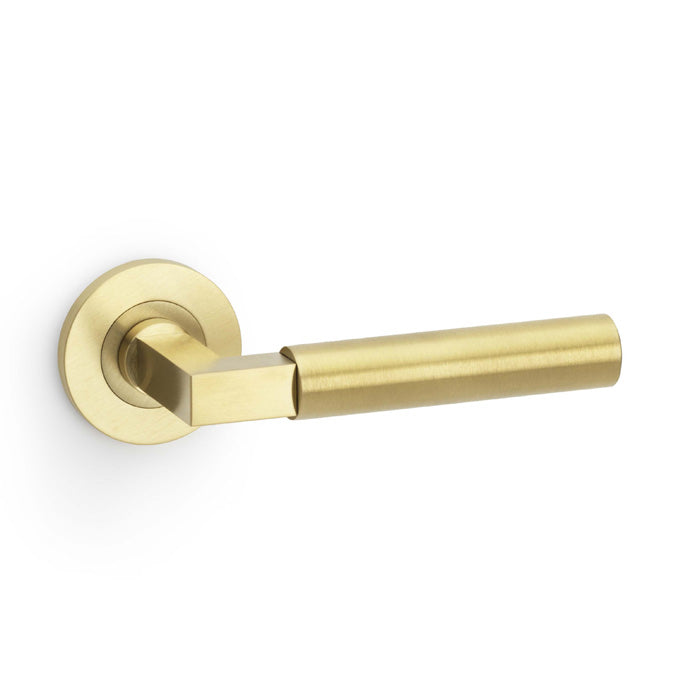 Plain Hurricane Lever on Round Rose