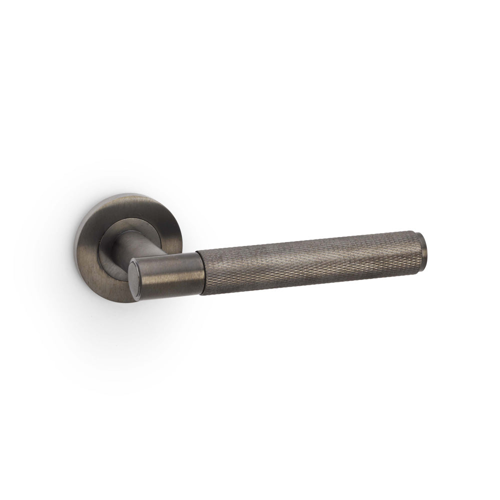 Knurled Spitfire Lever on Round Rose