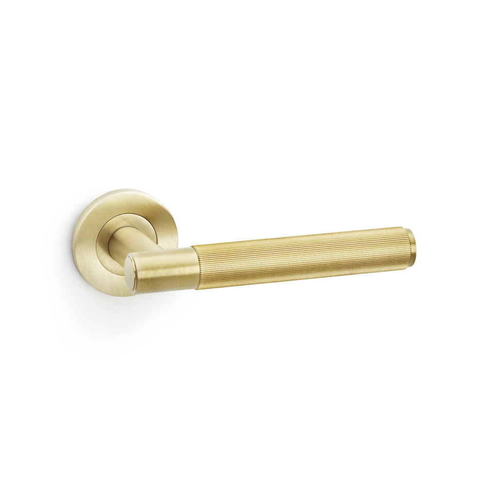 Reeded Spitfire Lever on Round Rose