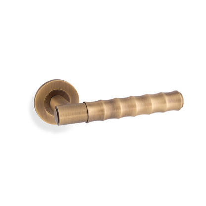 Bamboo Spitfire Lever on Rose