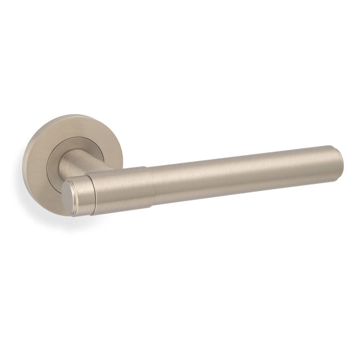 Kingston Plain Lever on Round Rose