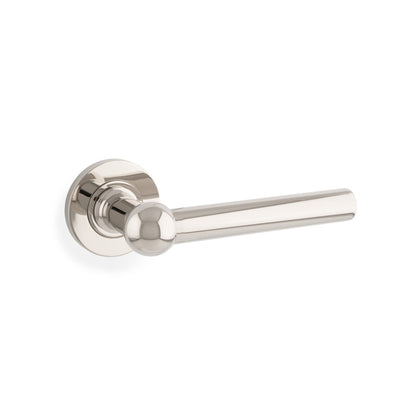 Siskin Lever on Rose