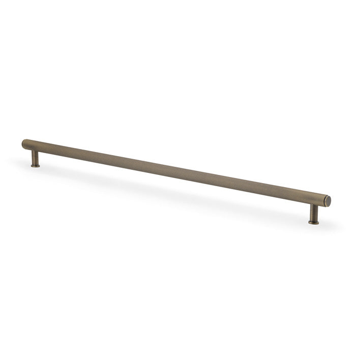 Crispin Reeded T-bar Cupboard Pull Handle