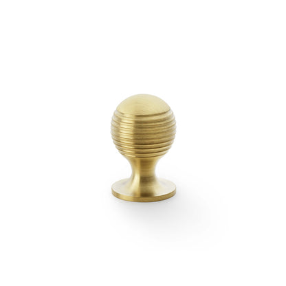 Caesar Cupboard Knob on Round Rose