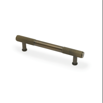 Washington Reeded End Cabinet Pull
