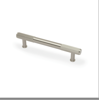 Washington Reeded End Cabinet Pull