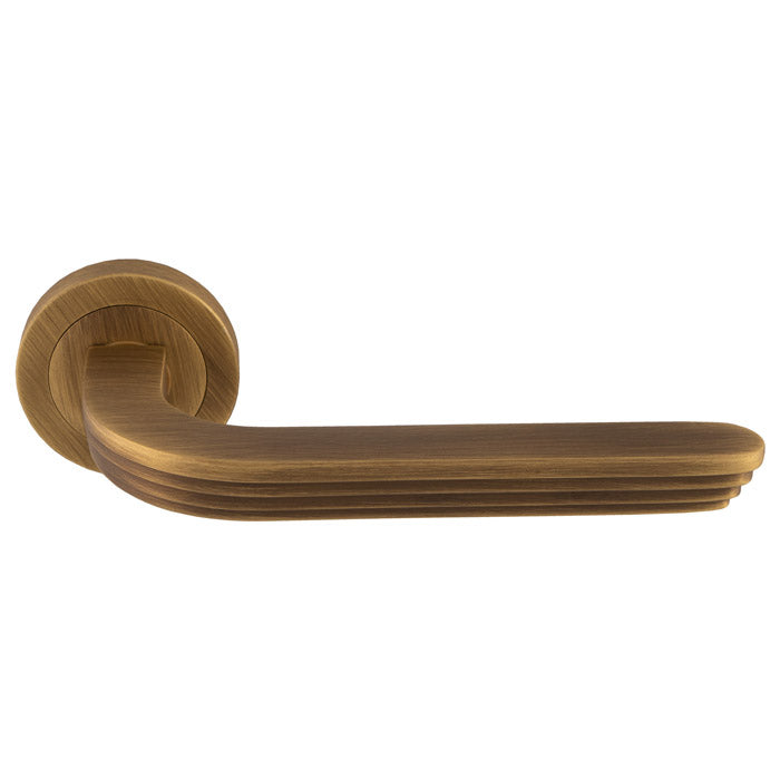 Cloud Lever on Rose