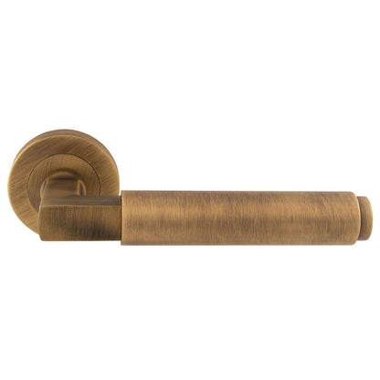 Masano Lever On Round Rose
