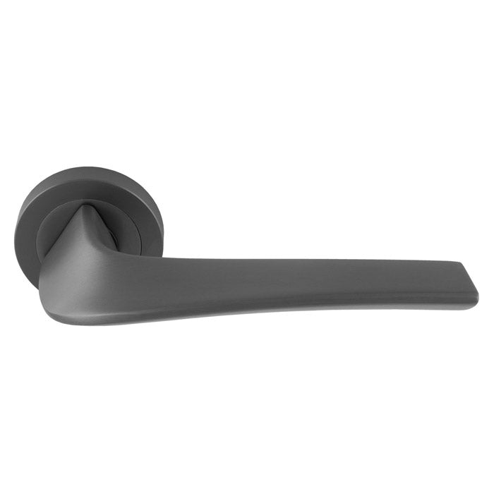 Master lever on round rose