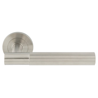 Arrow Lever on Rose