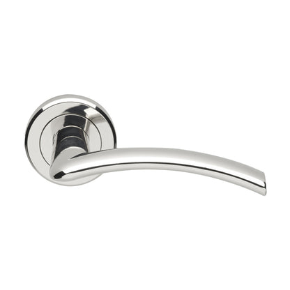 Tres Lever on Round Rose