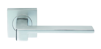 Equi Lever on Square Rose