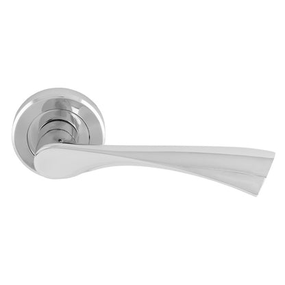 Venti Lever on Rose