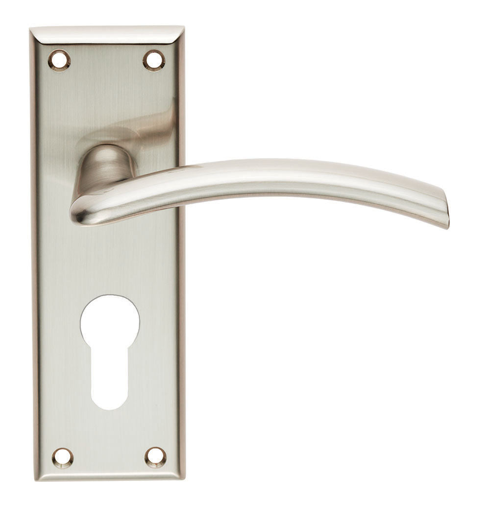 Trenta Lever on Backplate