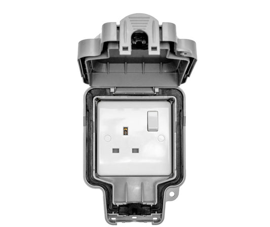 1 Gang Switched Socket