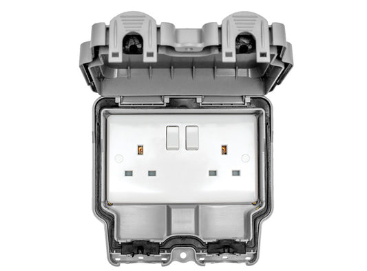 2 Gang Switched Socket